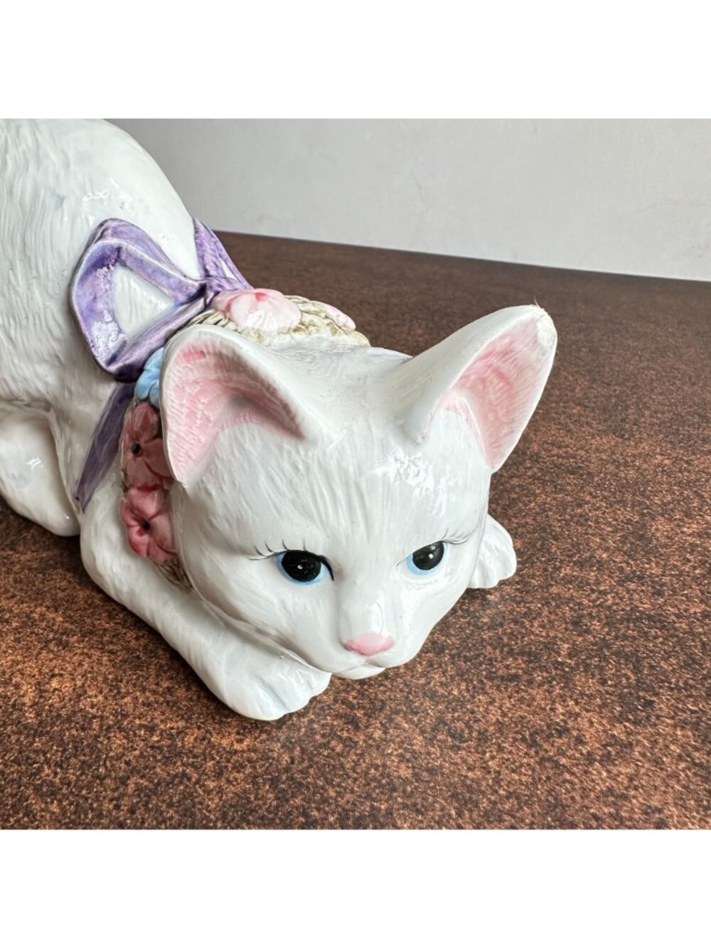 Lefton White Cat Music Box Ceramic Plays Memory from Cats Vintage 1992 - Picture 2 of 12